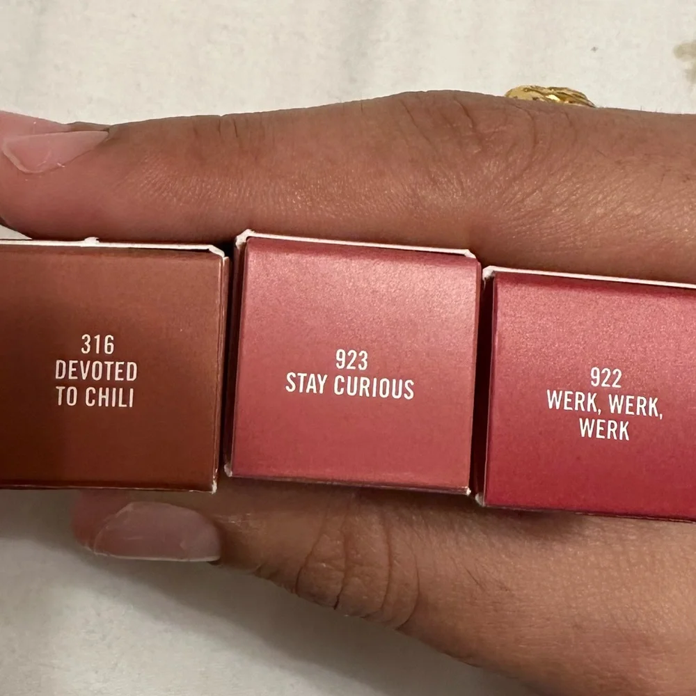 MAC brand new Travel exclusive powder kiss me, goodbye lipstick trio